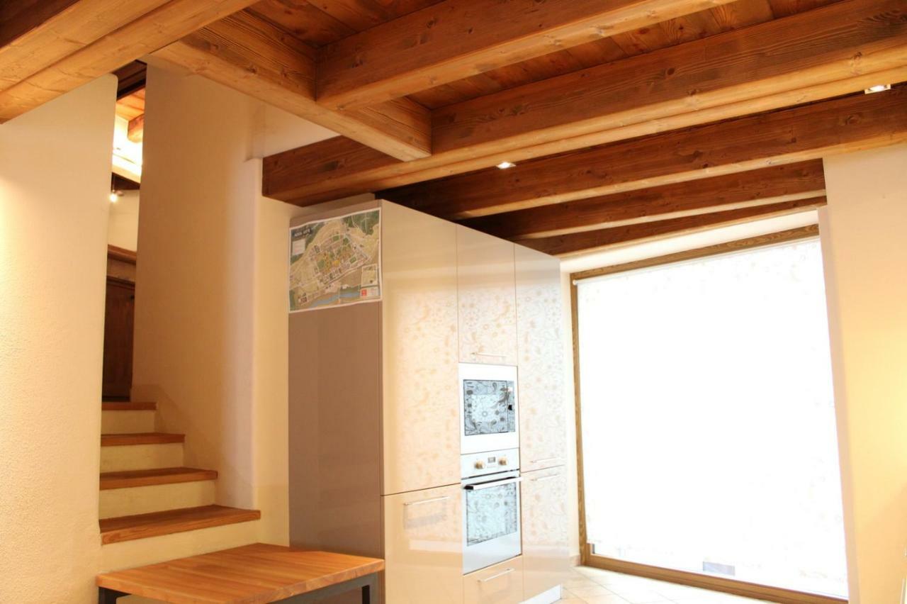 L'Atelier Du Temps - Les Greniers Appartements アオスタ エクステリア 写真